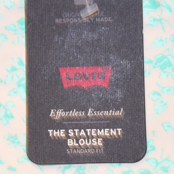 NWT Levi’s The Statement Blouse Mint Cream Top In Sz (XS) & Sz(M) - Picture 12 of 16